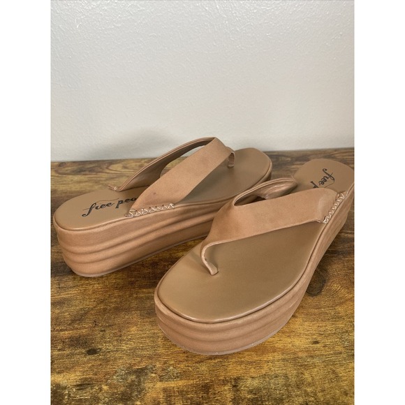Free People Tan Platform Sandals - Picture 1 of 14